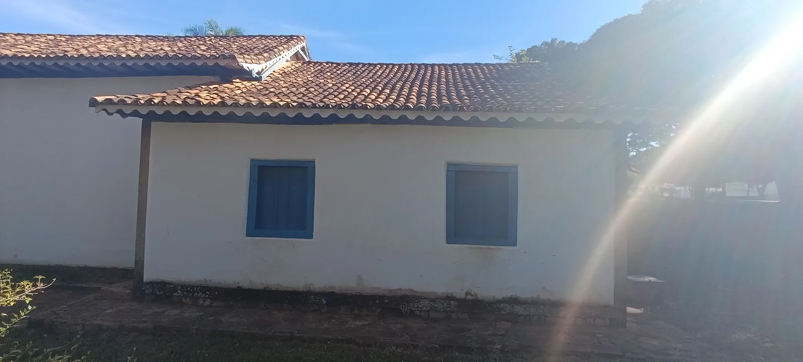 Lateral direita da Igreja de São Sebastião, em Planaltina, no Distrito Federal