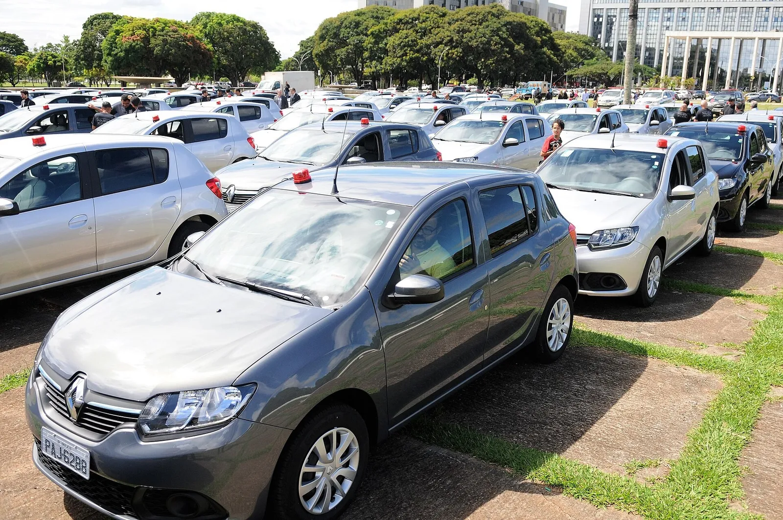 Viatura descaracterizada da Polícia Civil do Distrito Federal