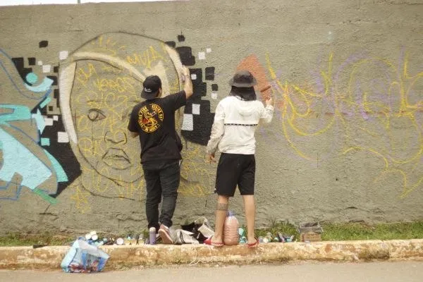 Foto de divulgação: Festival Zilda Além dos Muros abre convocatória para mutirão de arte no Itapoã no DF